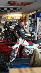 speedshop-steyer-galerie-david-telefon2